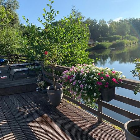 Holiday Home 'Beautifull Water' Lanaken Exterior photo